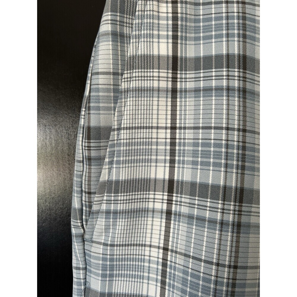 Haggar Sz 38 Men’s Shorts, Blue Plaid, 10” Inseam Adjustable Waist. Nice Quality - Picture 2 of 7